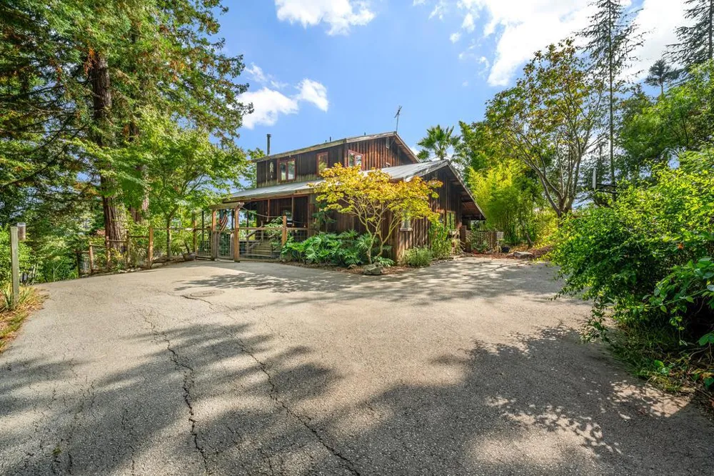 215 Vaca Del Sol Corralitos, CA 95076