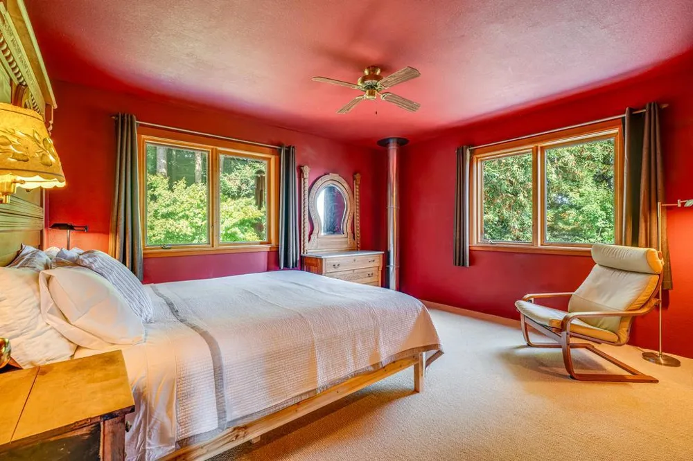 215 Vaca Del Sol Corralitos, CA 95076