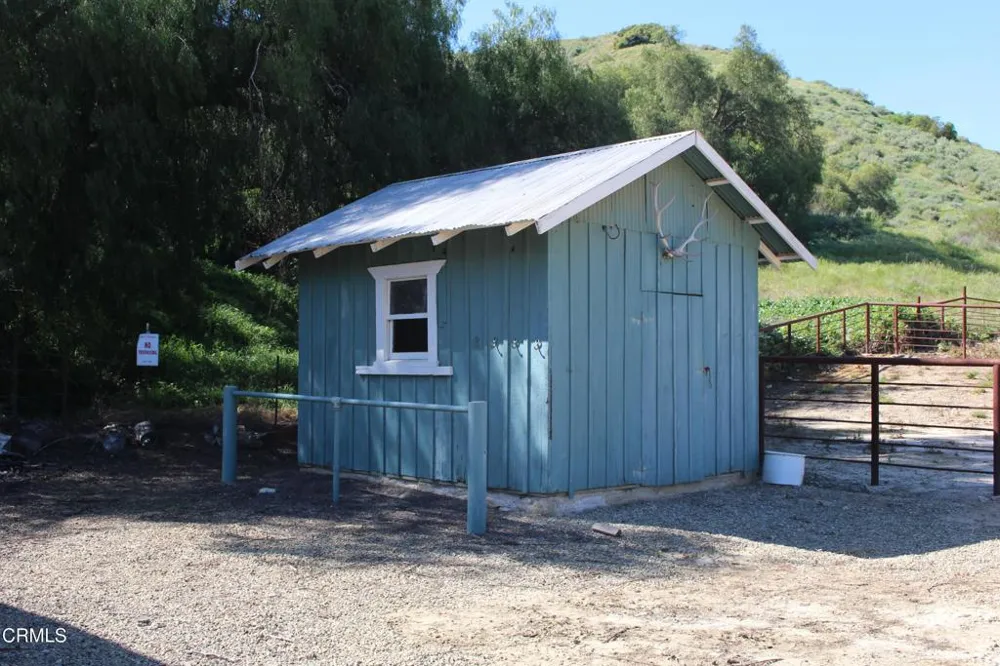 Dickenson Road Santa Paula, CA 93060