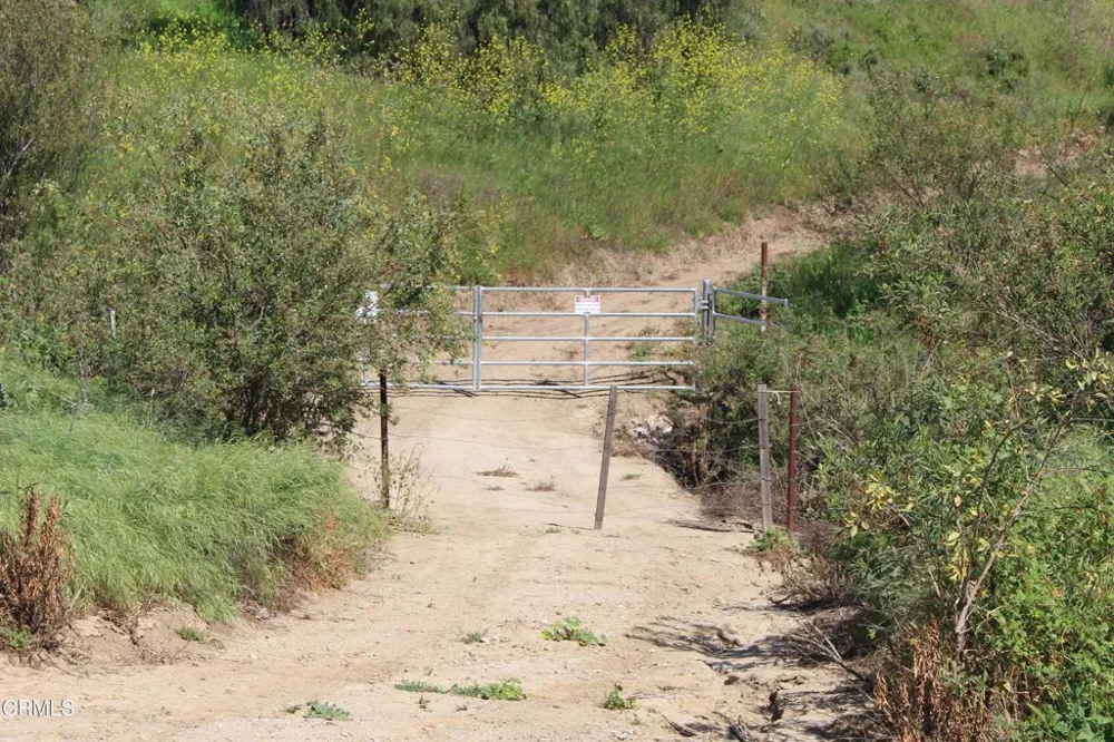 Dickenson Road Santa Paula, CA 93060