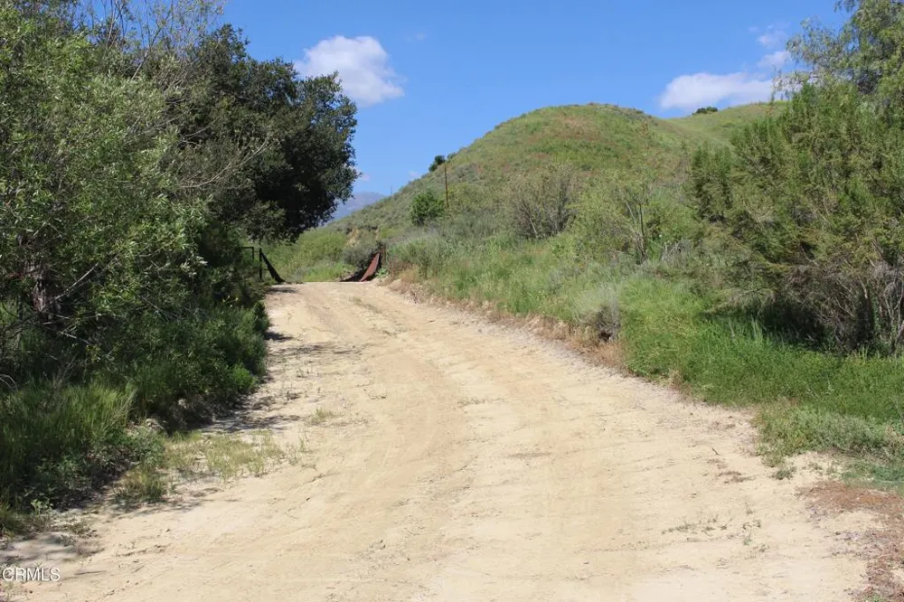 Dickenson Road Santa Paula, CA 93060