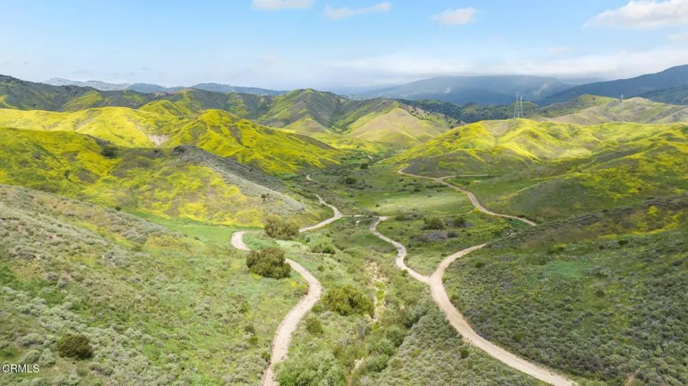 Dickenson Road Santa Paula, CA 93060