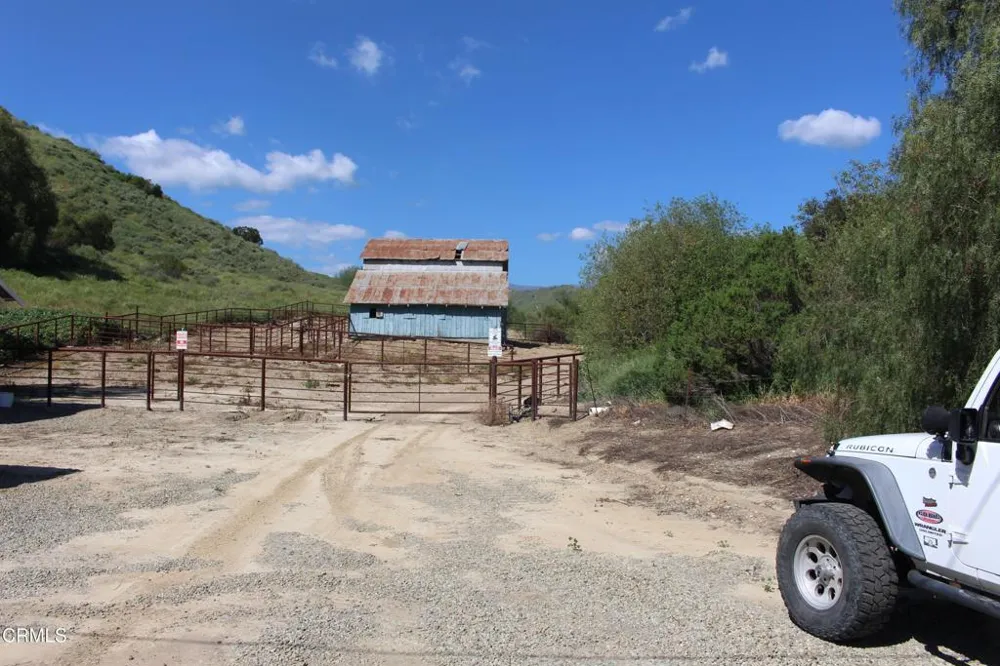 Dickenson Road Santa Paula, CA 93060