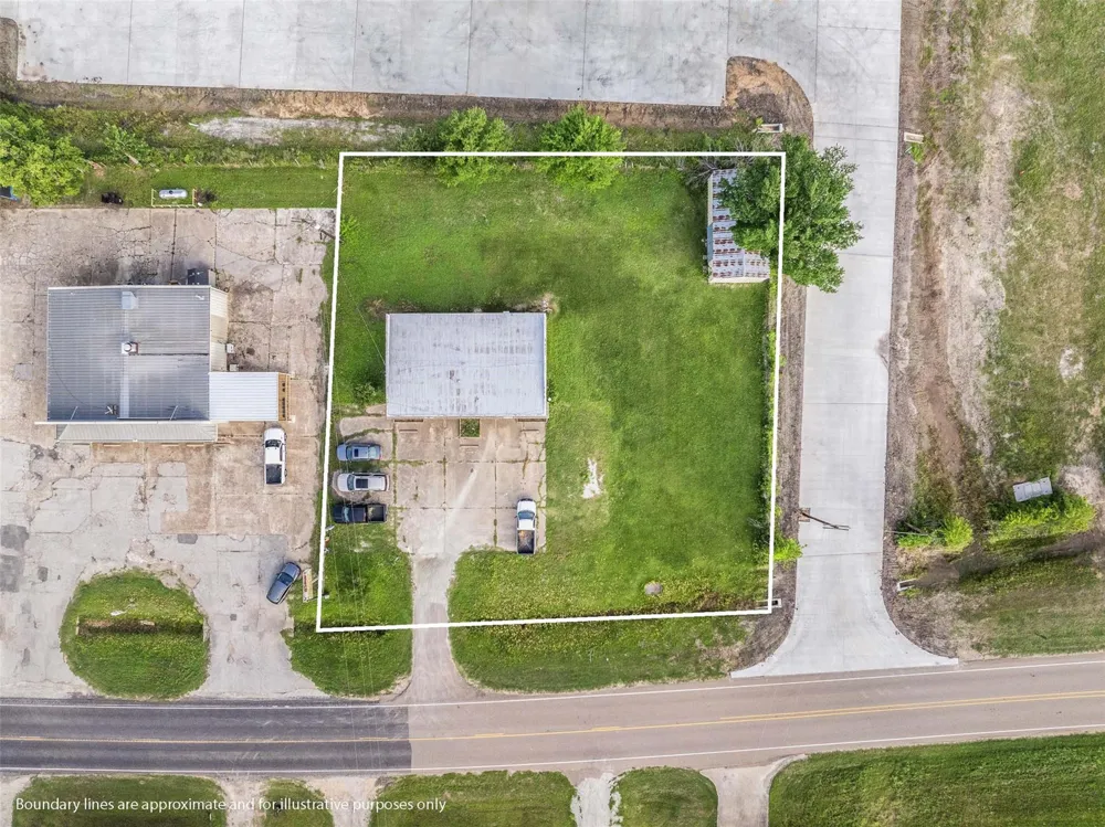 216 Cr 265 Snook, TX 77878