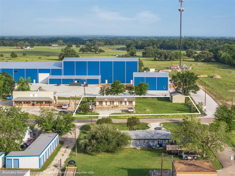 216 Cr 265 Snook, TX 77878