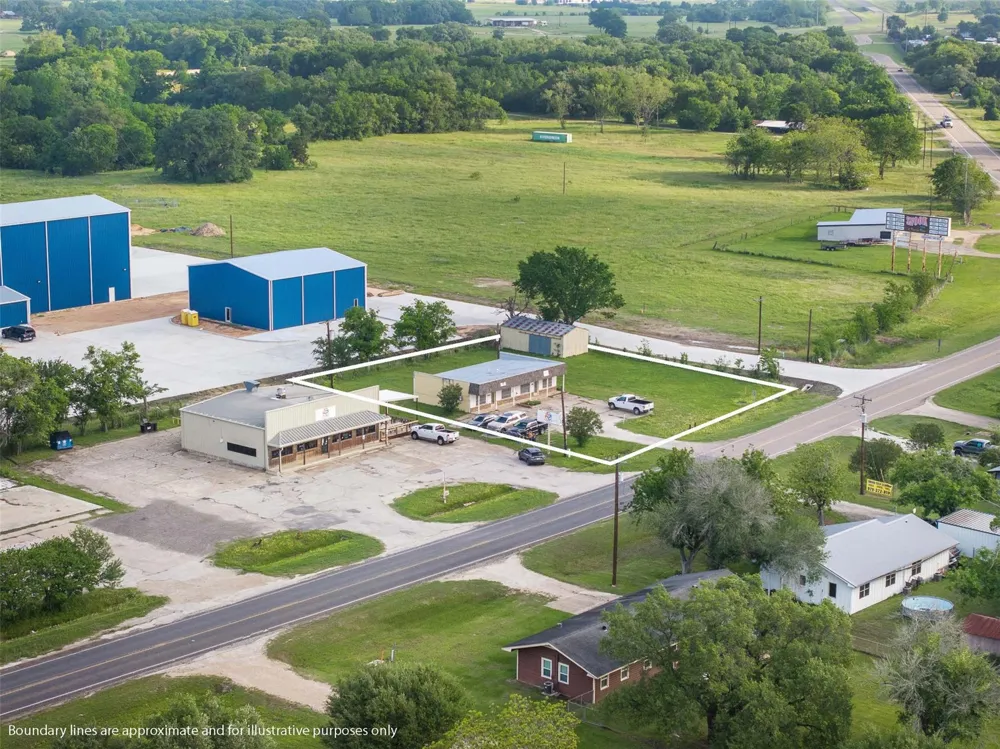 216 Cr 265 Snook, TX 77878