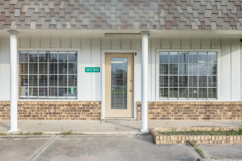 216 Cr 265 Snook, TX 77878