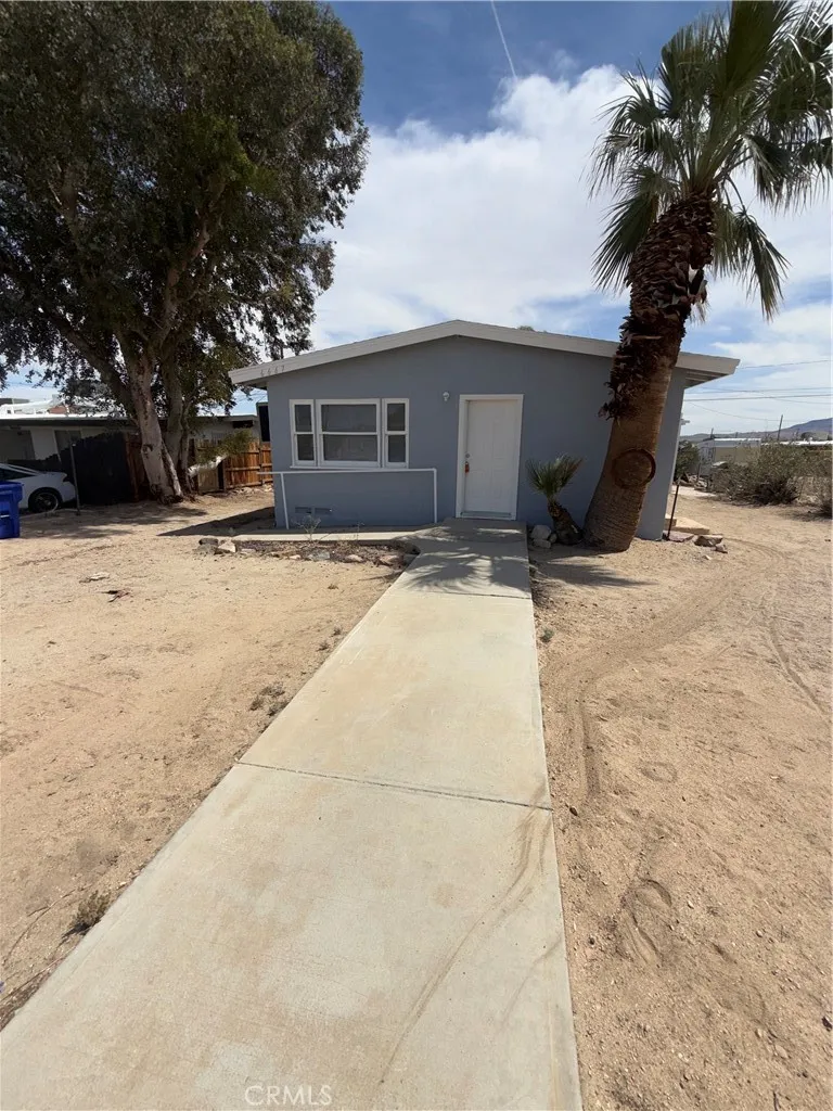6667 Desert Queen 29 Palms, CA 92277