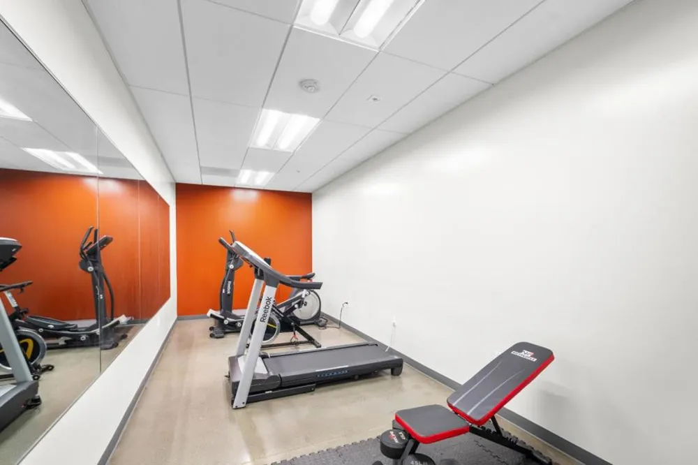 560 Eccles Avenue South San Francisco, CA 94080