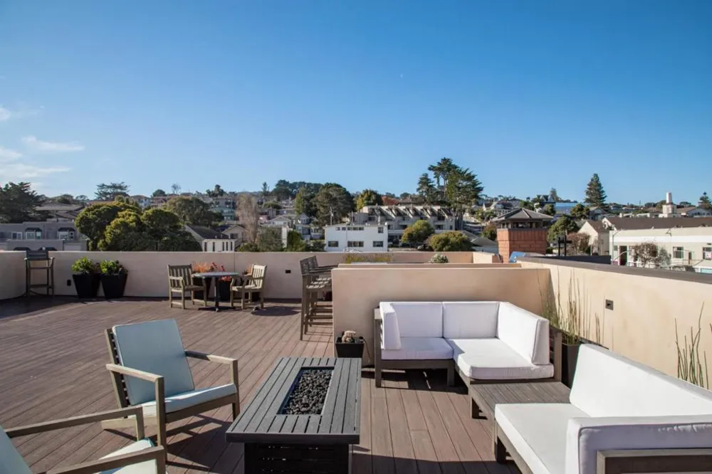575 Foam Street #D Monterey, CA 93940