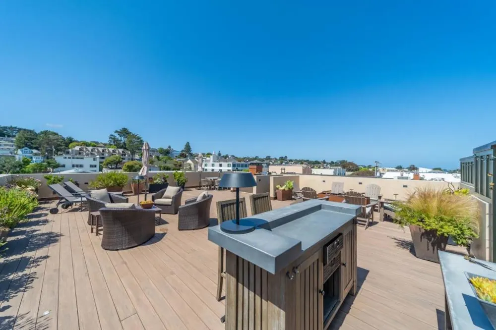 575 Foam Street #D Monterey, CA 93940