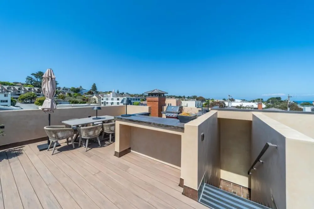 575 Foam Street #D Monterey, CA 93940