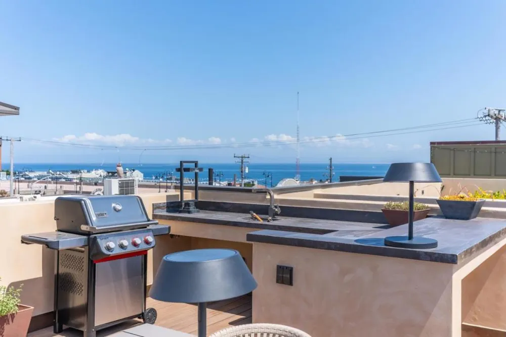 575 Foam Street #D Monterey, CA 93940