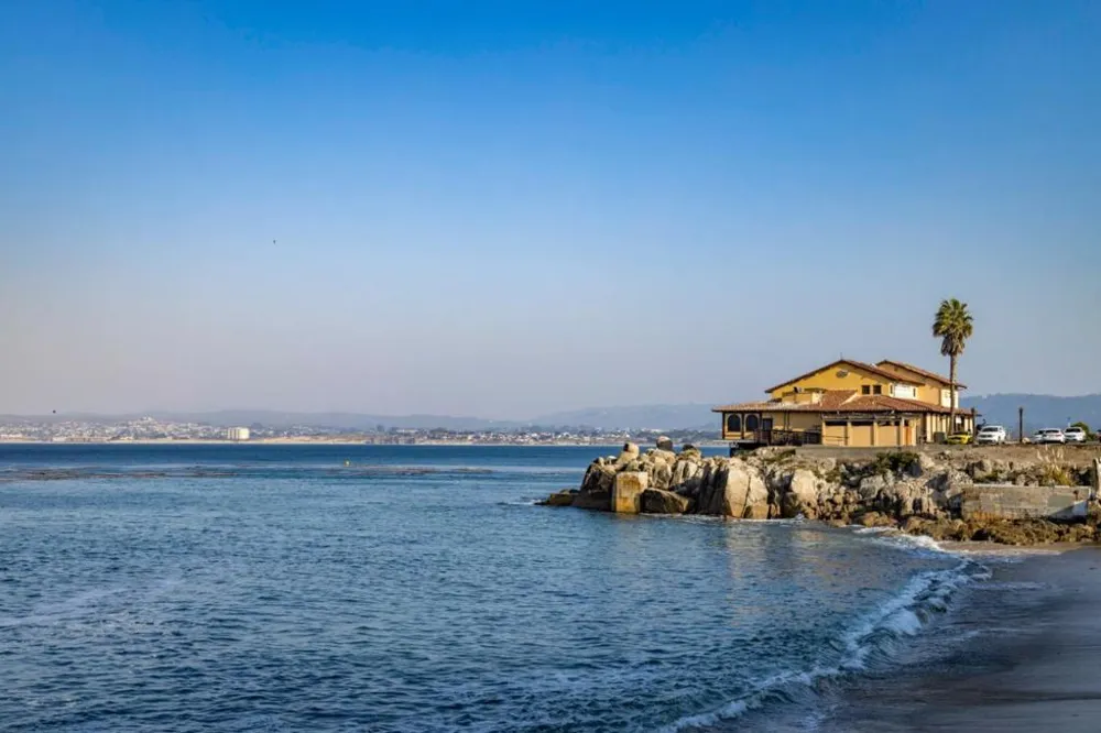 575 Foam Street #D Monterey, CA 93940