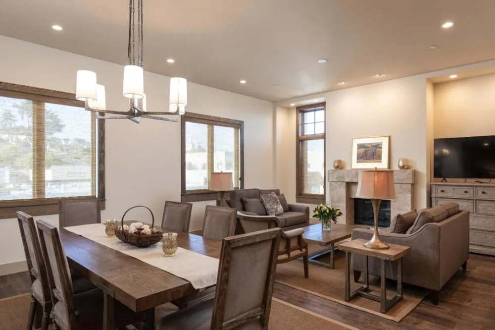 575 Foam Street #D Monterey, CA 93940