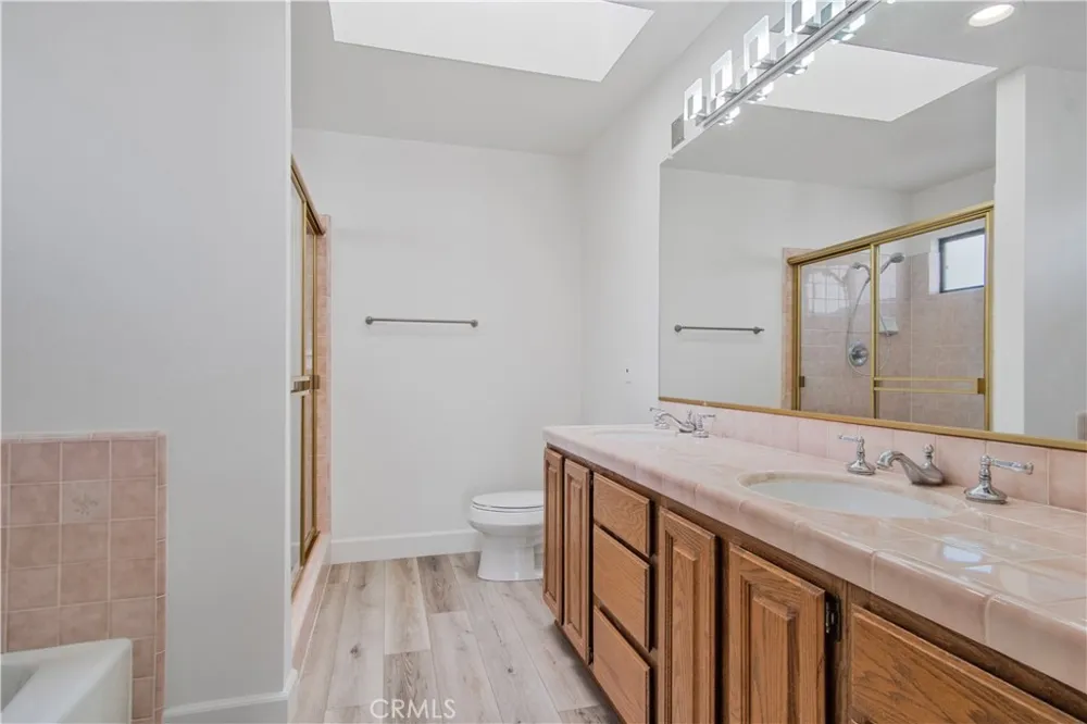 222 Juanita Avenue #B Redondo Beach, CA 90277