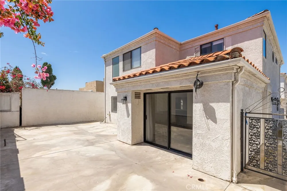 222 Juanita Avenue #B Redondo Beach, CA 90277