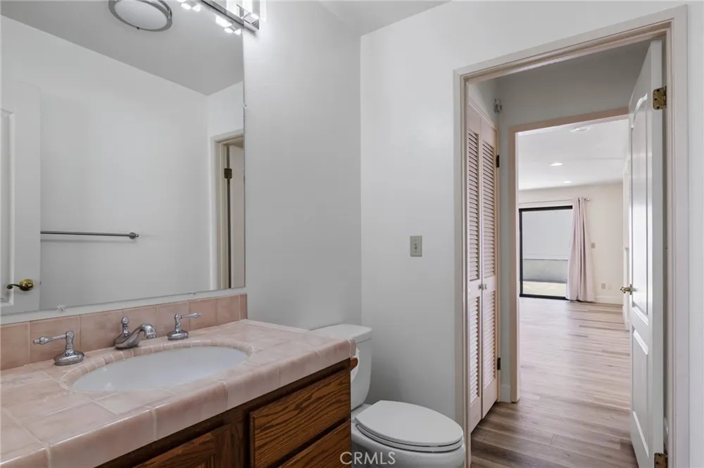 222 Juanita Avenue #B Redondo Beach, CA 90277