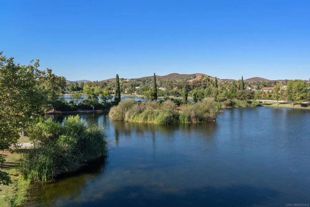 8961 Trailridge Santee, CA 92071