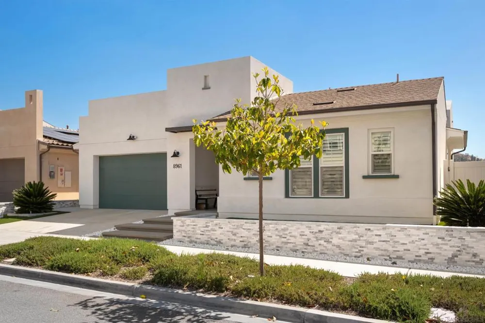 8961 Trailridge Santee, CA 92071