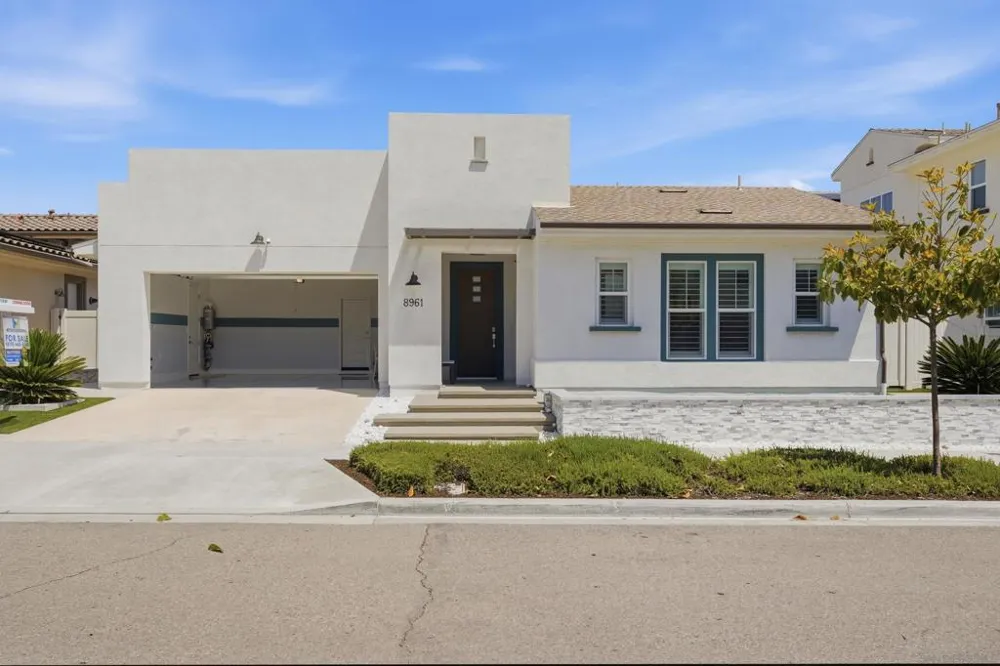 8961 Trailridge Santee, CA 92071