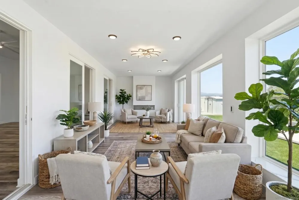 8961 Trailridge Santee, CA 92071