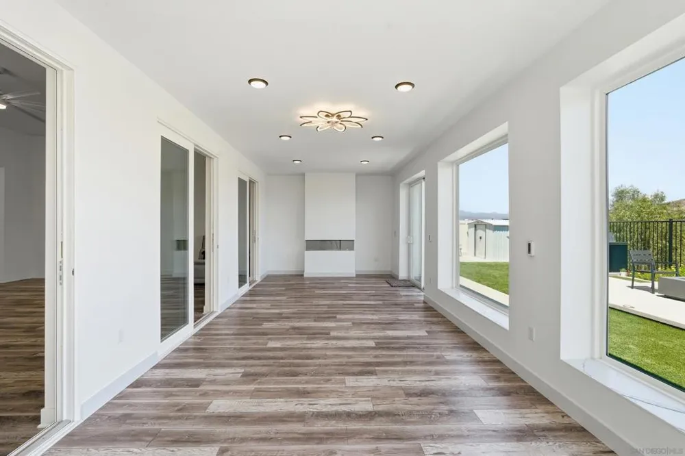 8961 Trailridge Santee, CA 92071