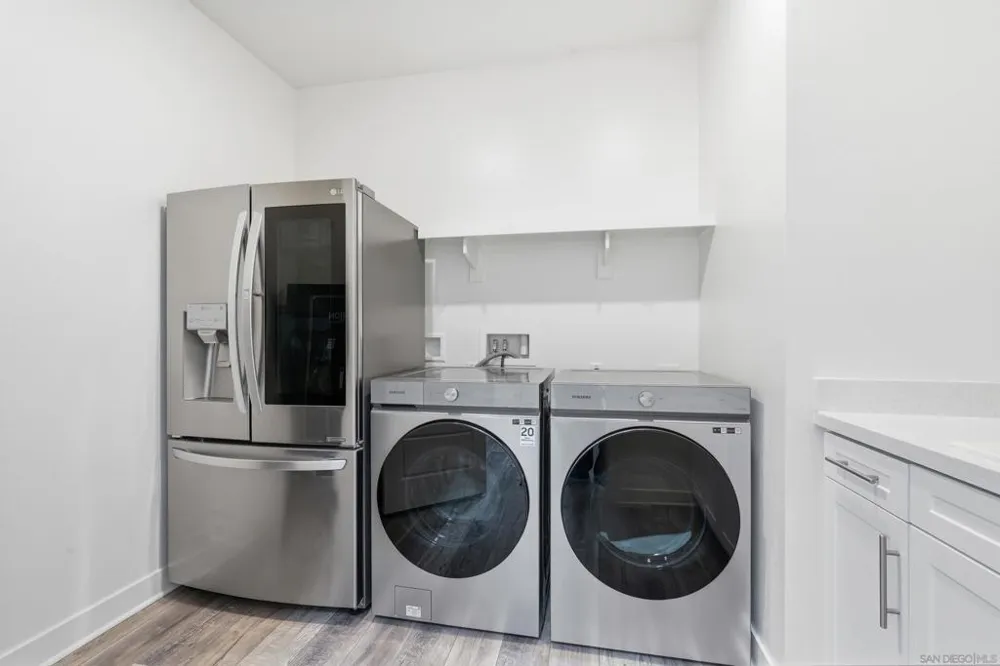 8961 Trailridge Santee, CA 92071