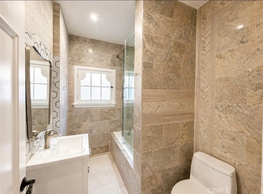 710 Adelaide Place Santa Monica, CA 90402