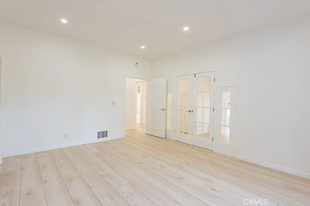 710 Adelaide Place Santa Monica, CA 90402