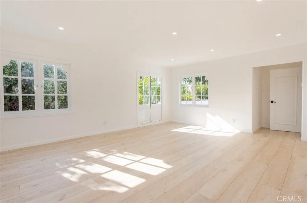 710 Adelaide Place Santa Monica, CA 90402