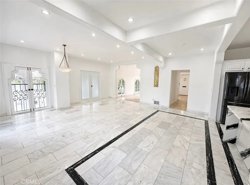 710 Adelaide Place Santa Monica, CA 90402