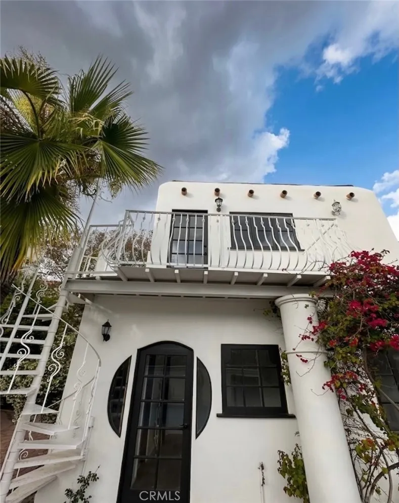 710 Adelaide Place Santa Monica, CA 90402