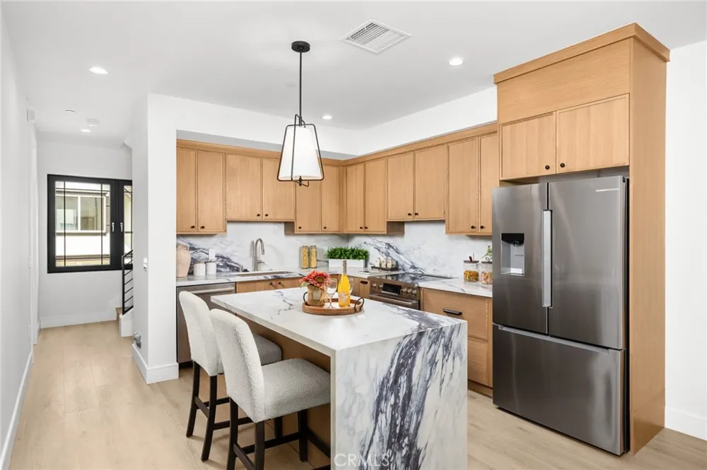 830 Sunset Boulevard #B Arcadia, CA 91007