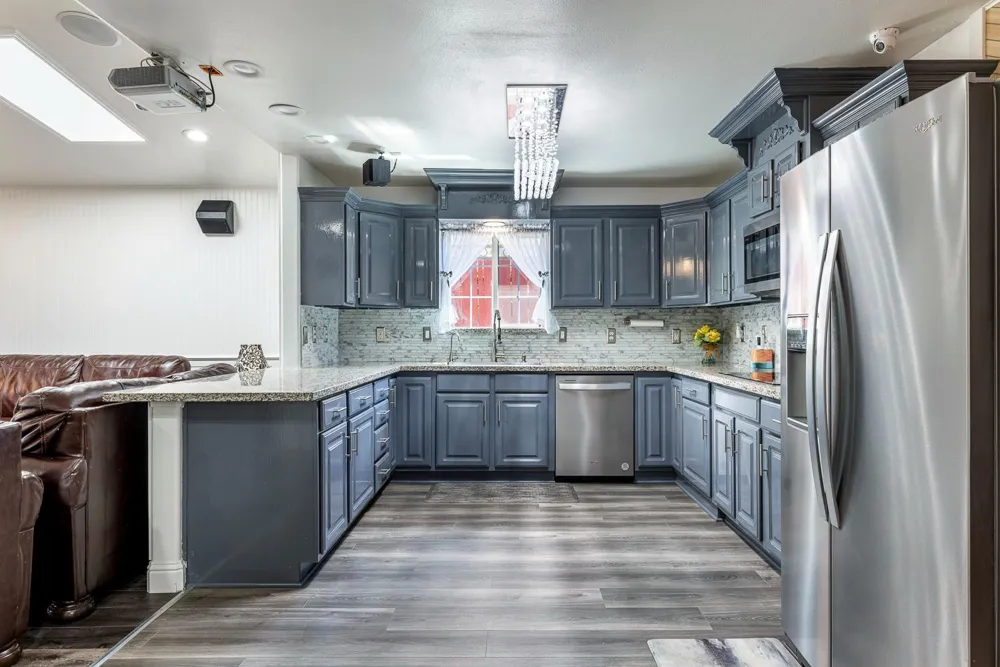 408 W San Joaquin Street Avenal, CA 93204