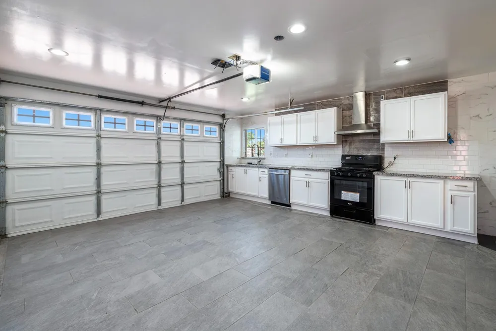 408 W San Joaquin Street Avenal, CA 93204
