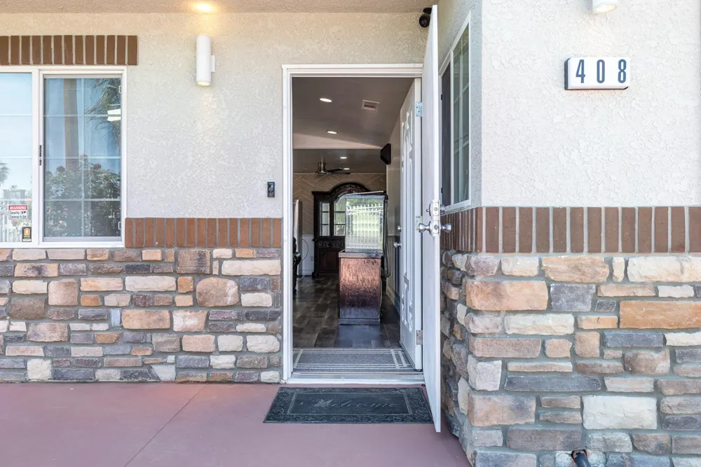 408 W San Joaquin Street Avenal, CA 93204