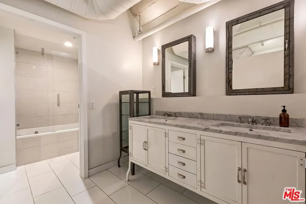 530 S Hewitt Street #126 Los Angeles, CA 90013
