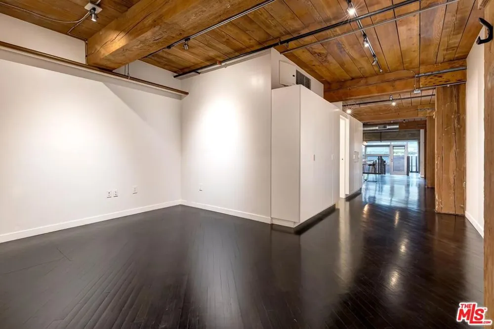 530 S Hewitt Street #126 Los Angeles, CA 90013