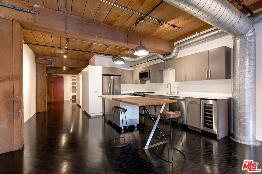 530 S Hewitt Street #126 Los Angeles, CA 90013