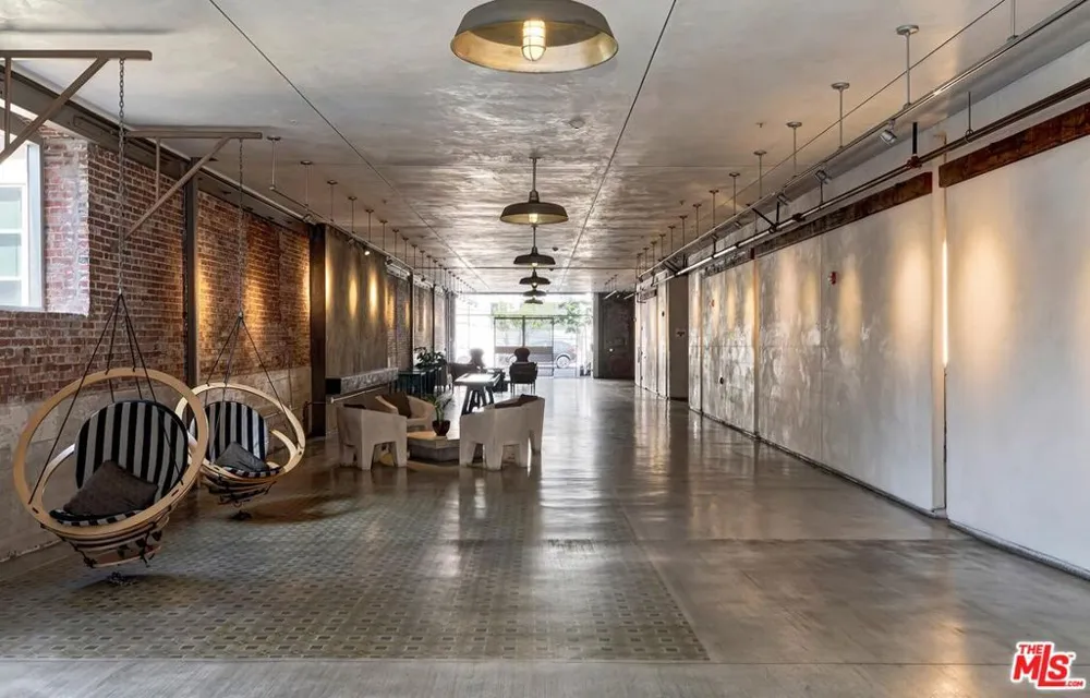 530 S Hewitt Street #126 Los Angeles, CA 90013