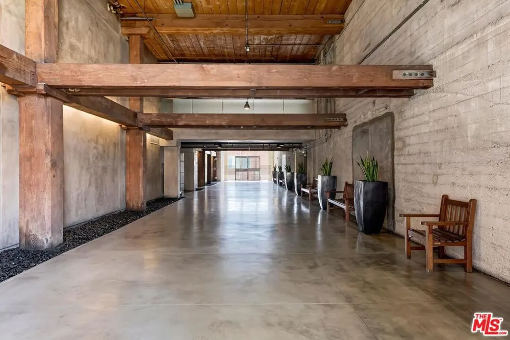 530 S Hewitt Street #126 Los Angeles, CA 90013