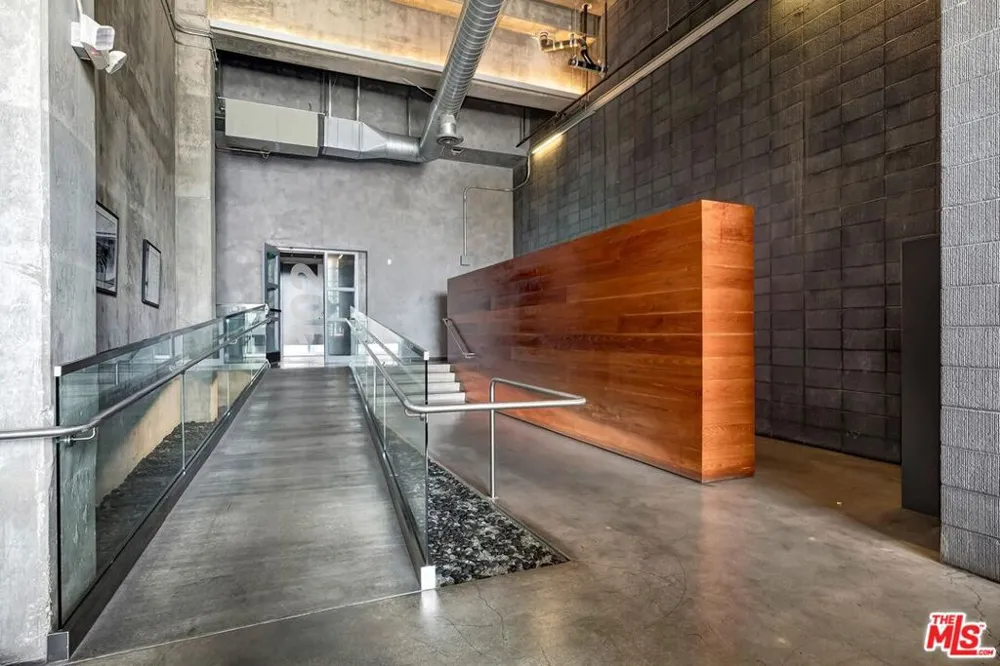 530 S Hewitt Street #126 Los Angeles, CA 90013