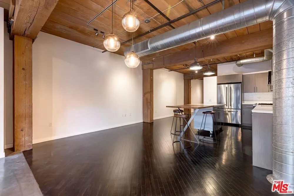 530 S Hewitt Street #126 Los Angeles, CA 90013