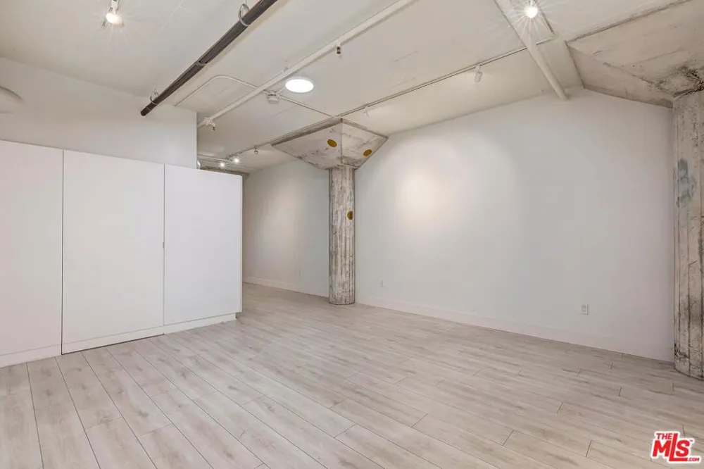 530 S Hewitt Street #126 Los Angeles, CA 90013