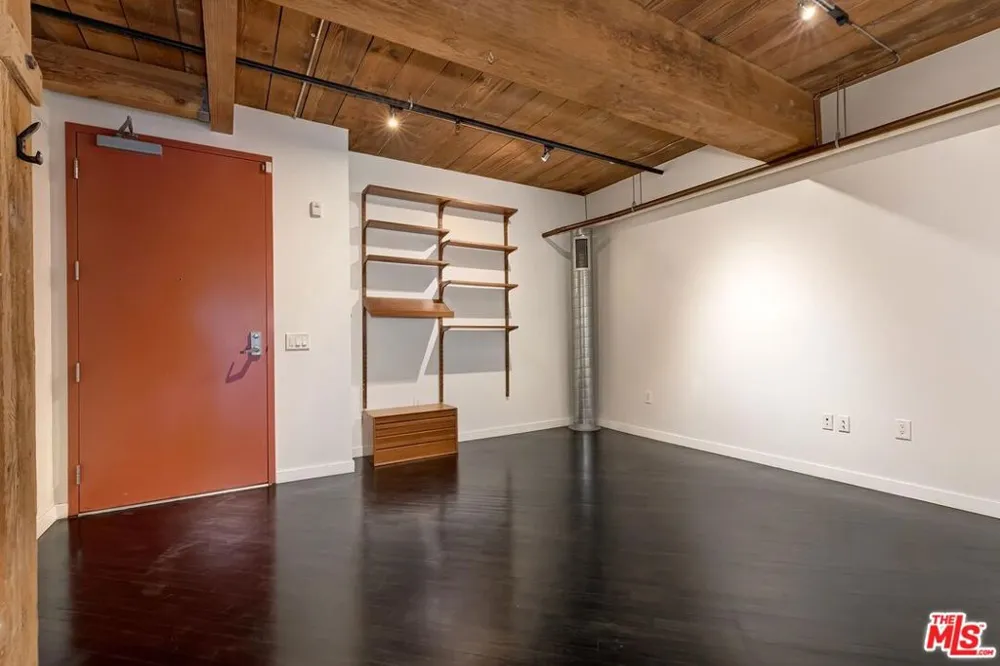 530 S Hewitt Street #126 Los Angeles, CA 90013