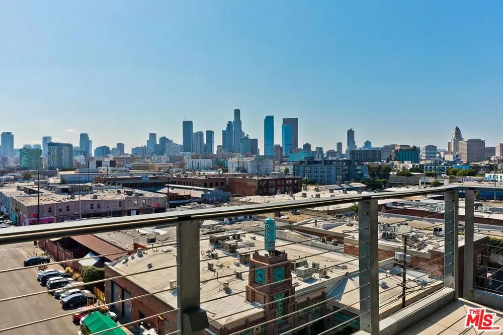 530 S Hewitt Street #126 Los Angeles, CA 90013