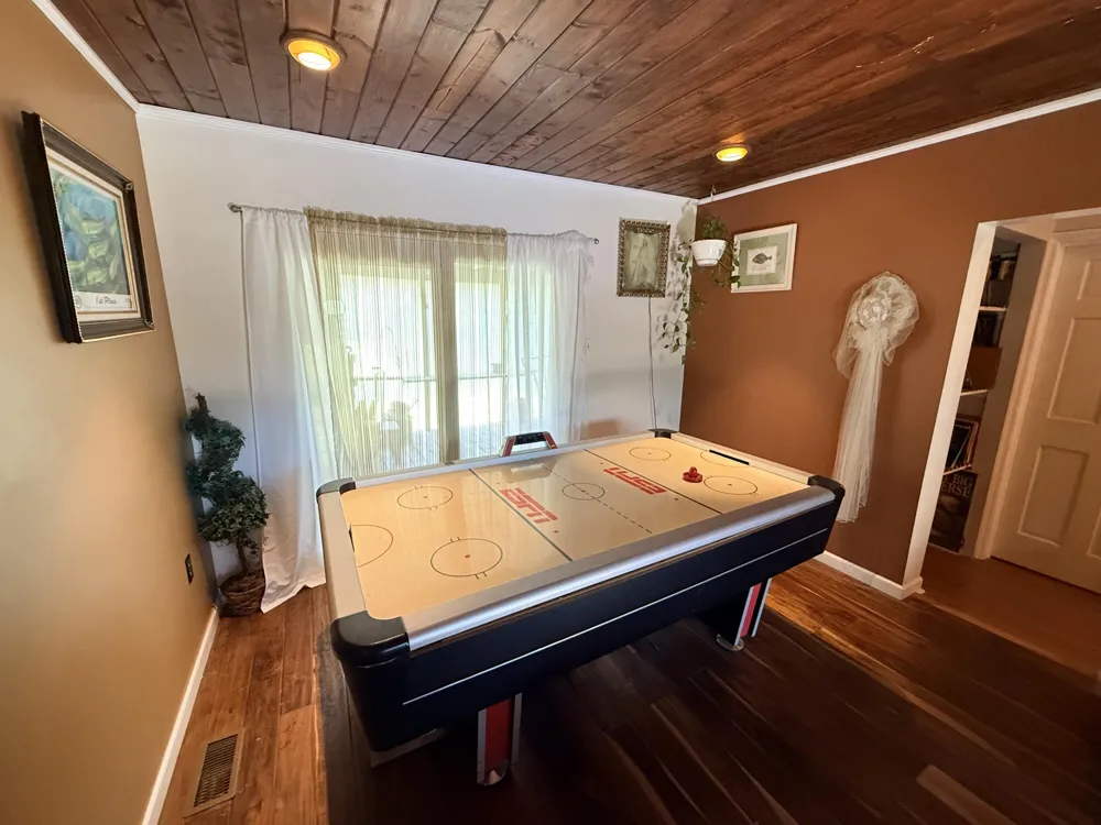 392 Hardbarger Road Monteagle, TN 37356