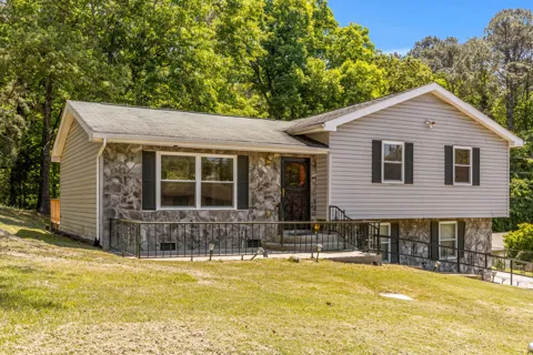 2427 Leann Cir
