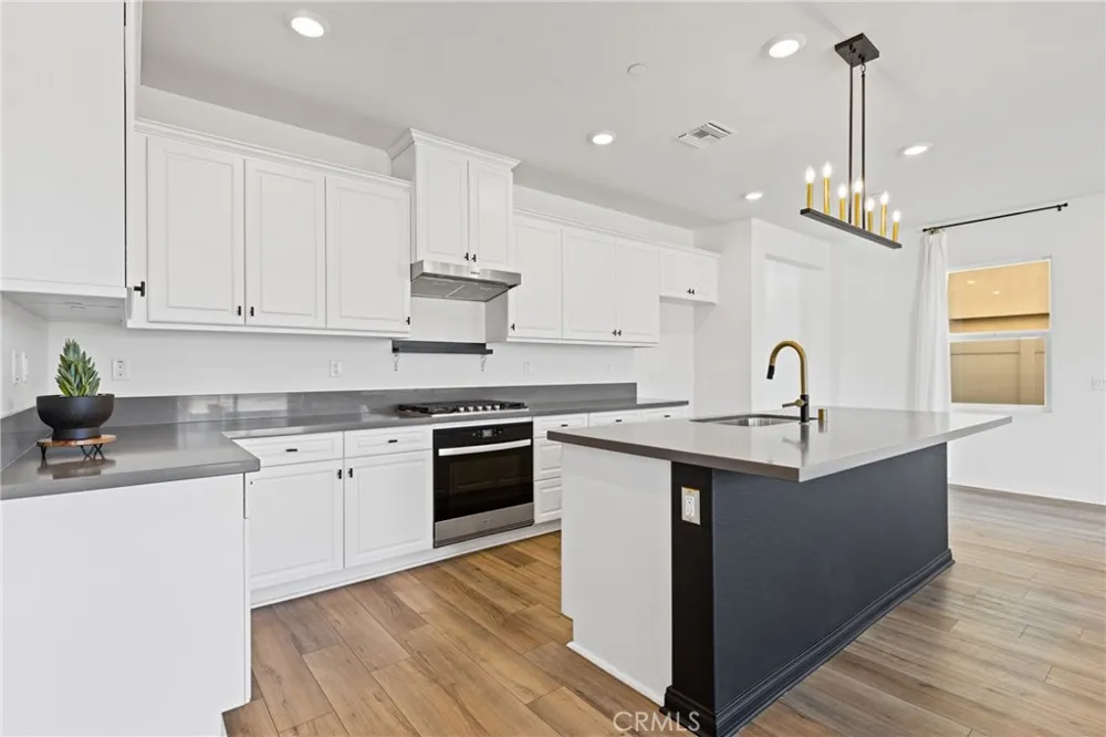 30348 Cedar Creek Way Homeland, CA 92548